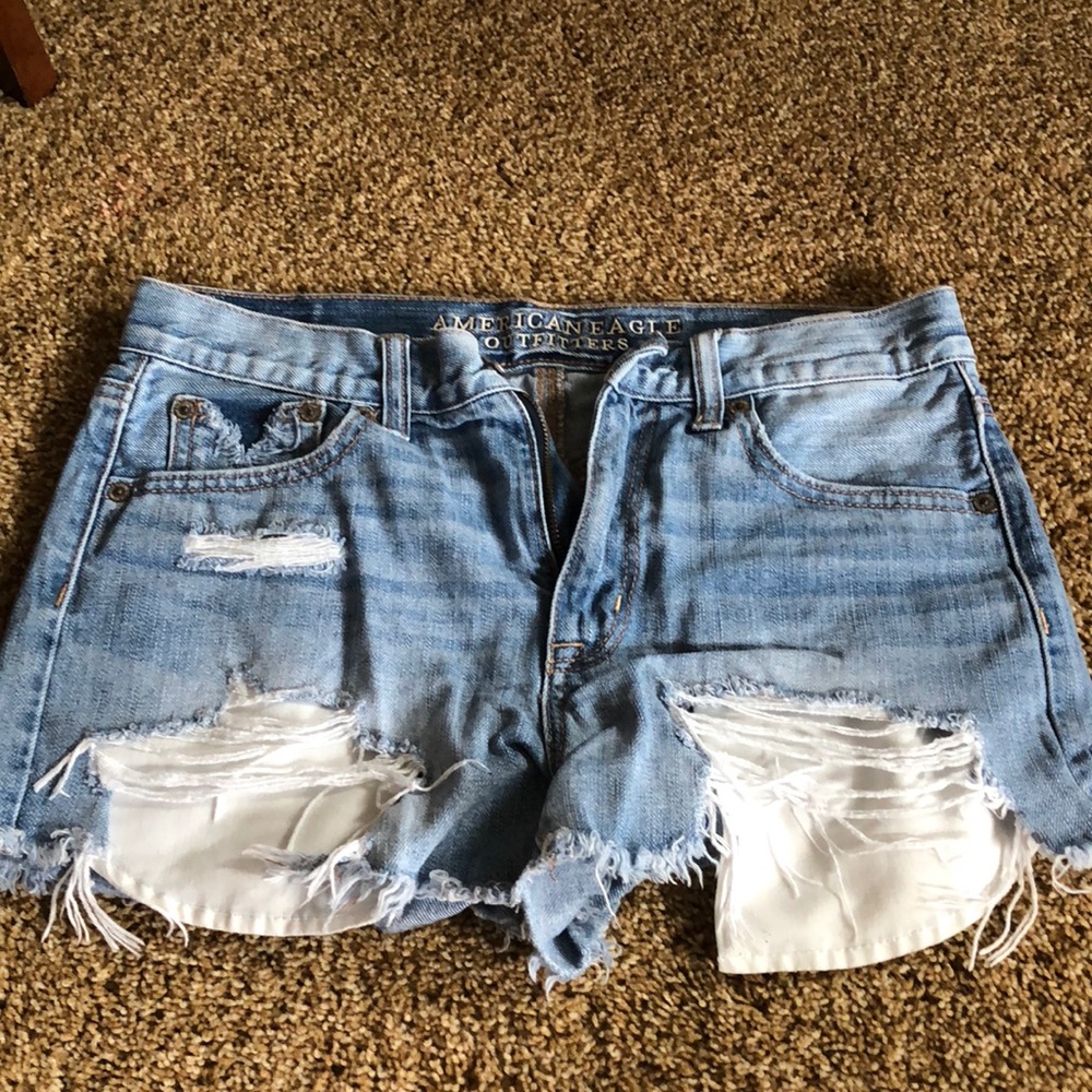 Cute light denim shorts
